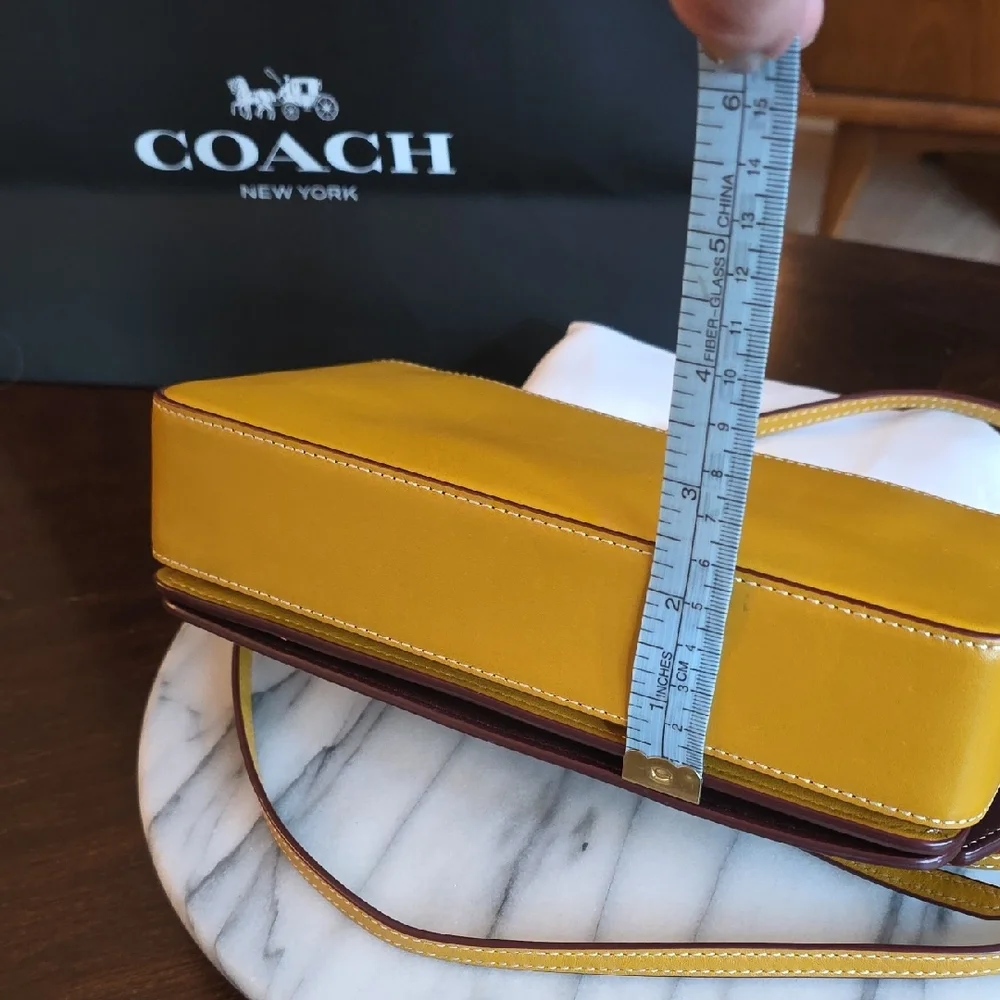 Coach 1941 Dinky Glovetanned Leather, Antique Black Hadware, Includes Dusty! - Picture 8 of 17